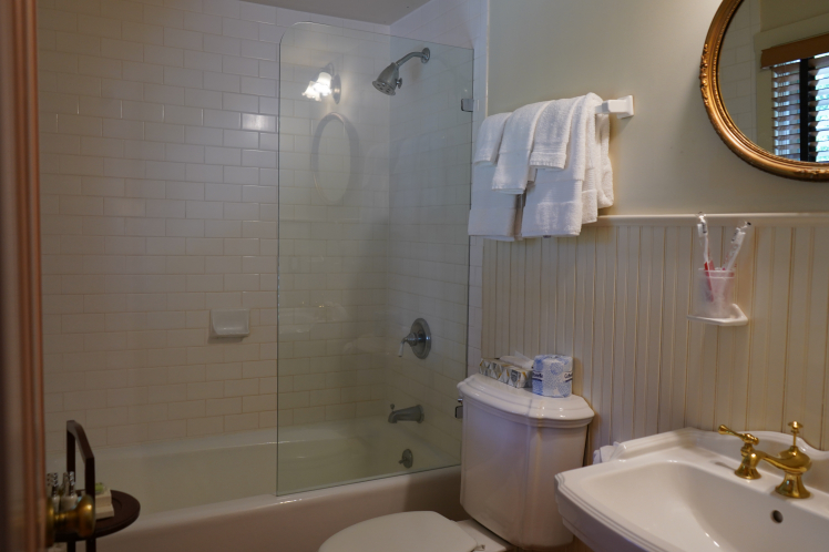 1708 House photo 8