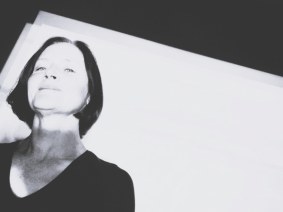 Elaine Crowe